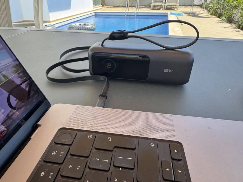 Review Anker Laptop Powerbank 25.000 mAh