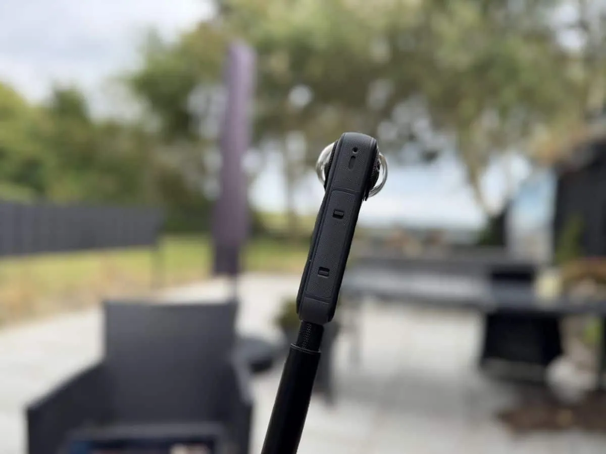 Insta360 X5